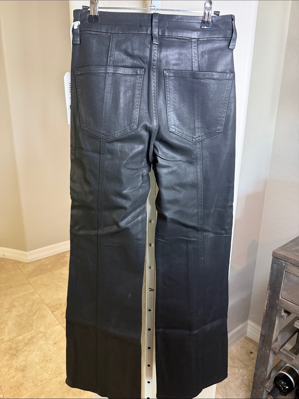 FIDELITY Harlow Black Coated Faux Leather Pants NWT SIZE 26 - Picture 4 of 10